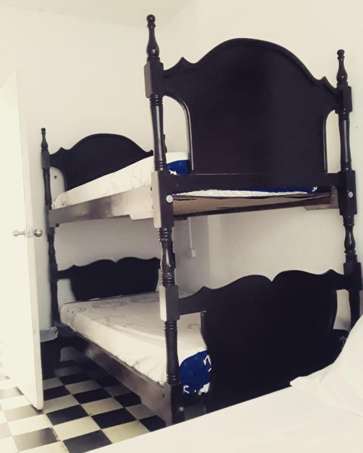 Hostel Mamy Dorme Barranquilla  Esterno foto
